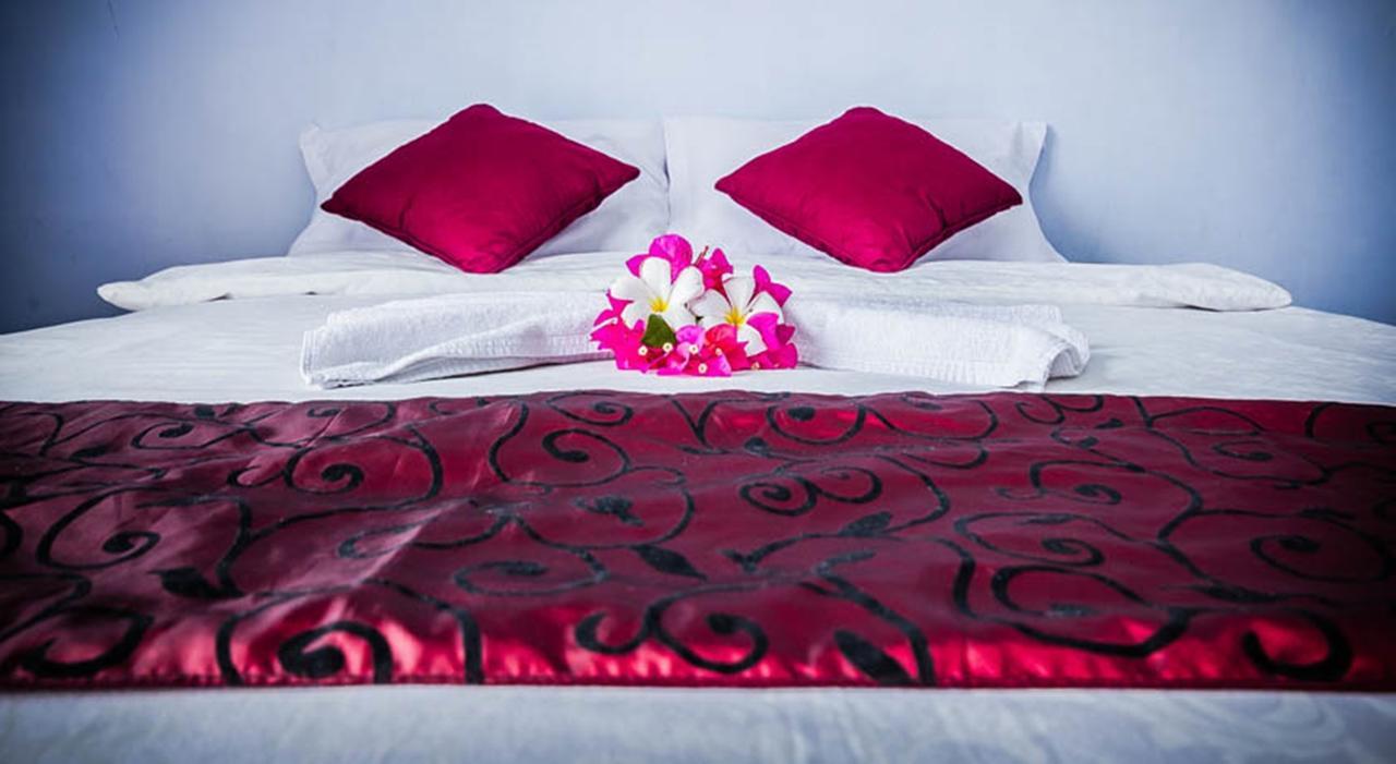 Turtle Beach Hotel Ujunggenteng Rom bilde